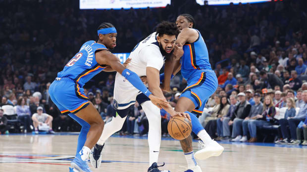 Karl-Anthony Towns drives
